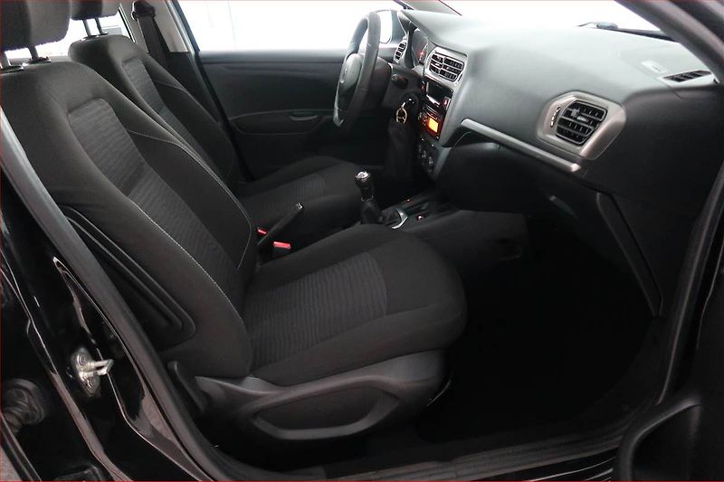 Peugeot 301 (2013) 1.2 VTi, ČR,1.maj, rezervace - fotka 9 z 15