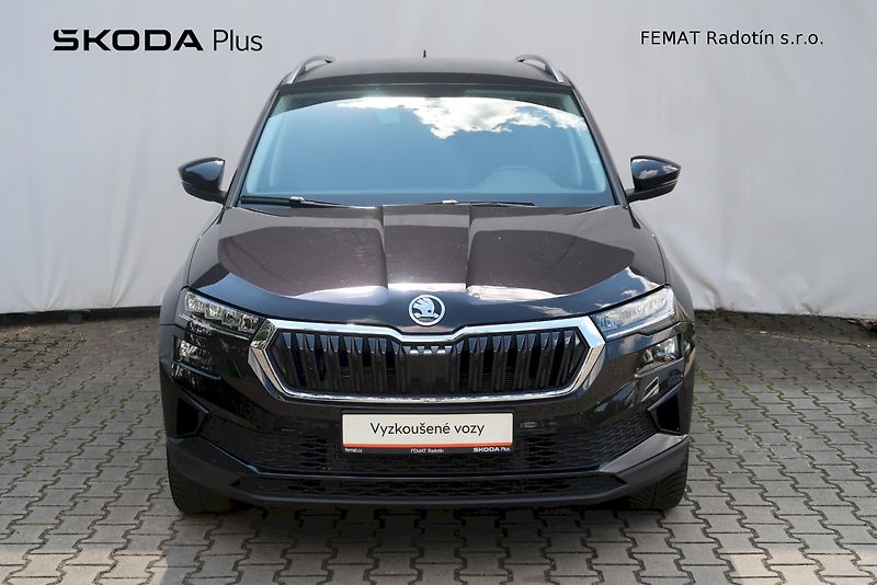 Škoda Karoq (2025) TOP Selection 1.5 TSI 110 kW - fotka 4 z 29