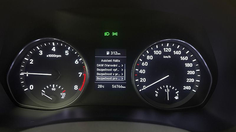 Hyundai i30 1.0 T-GDI Smart Kombi - fotka 25 z 26