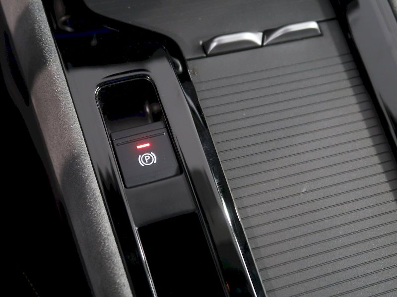 Škoda Superb (2024) SELECTION 2.0TDI 110KW LED LOU - fotka 21 z 42