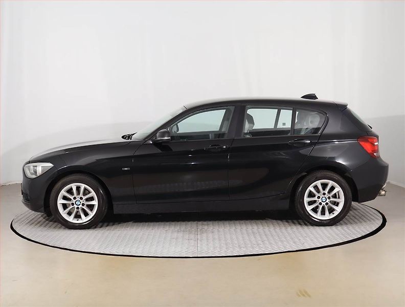 BMW Řada 1 (2014) 118i, Automat, Serv.kniha - fotka 3 z 16