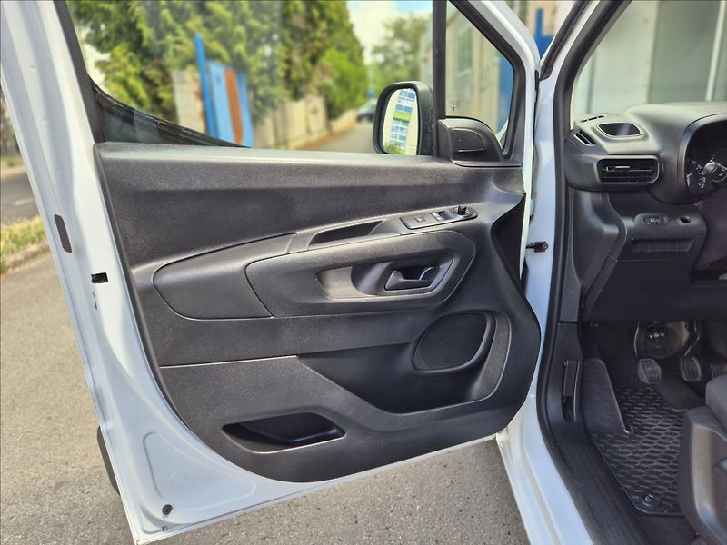 Toyota ProAce 1.5D*ČR*11tisKM!!TAŽ*TEMPO - fotka 11 z 25