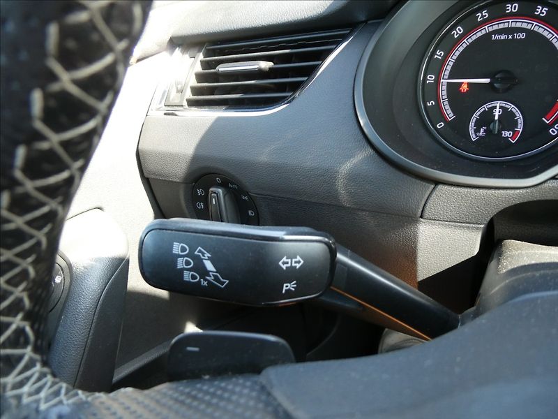 Škoda Octavia 2,0 TDi 135kW RS DSG, serviska - fotka 36 z 49