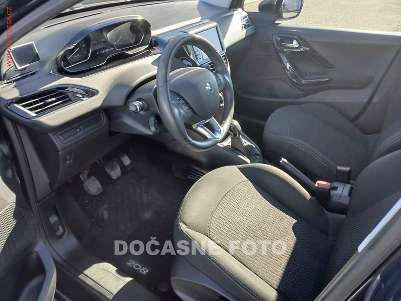 Peugeot 208 (2019) 1.2PT, 1.maj,ČR, Active - fotka 3 z 3