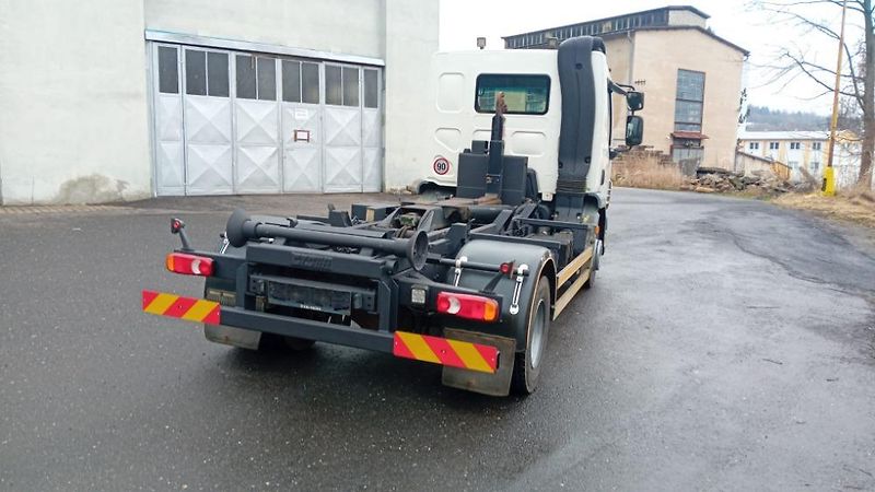 DAF LF (2014) nosič kontejneru - fotka 4 z 10