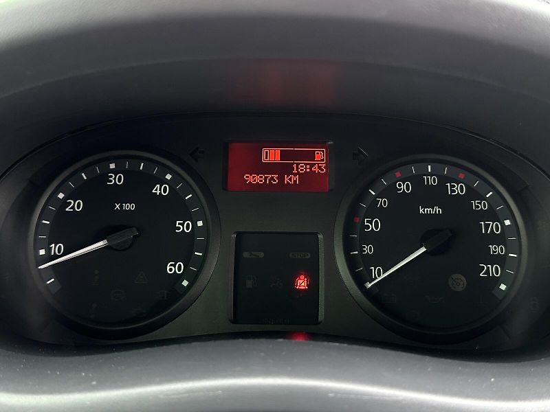 Renault Trafic 2.0dCi 90PS L1-H1 6RM CHLAĎÁK - fotka 23 z 27
