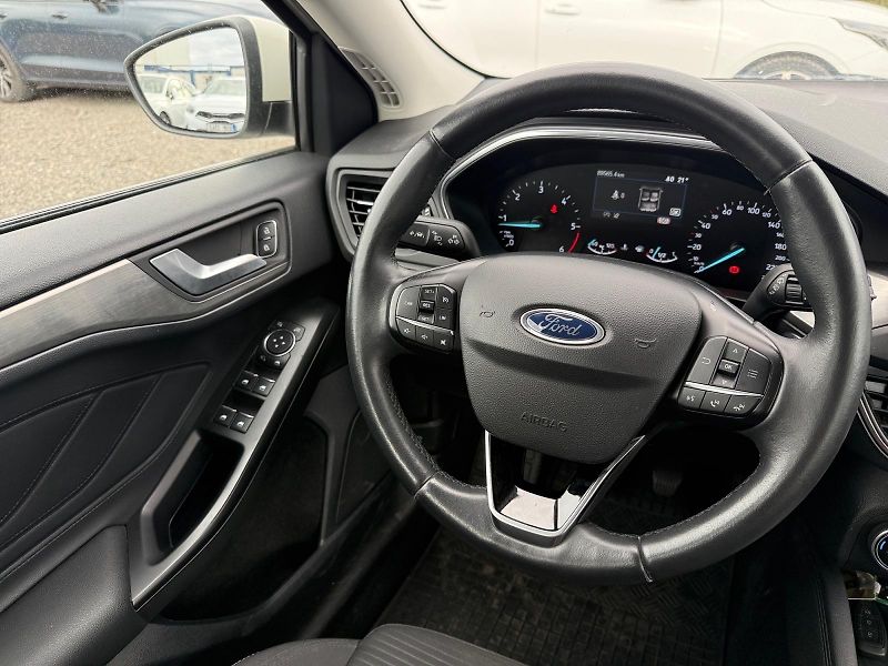 Ford Focus (2021) TITANIUM 1.5EBL 88kW CZ DPH - fotka 11 z 11