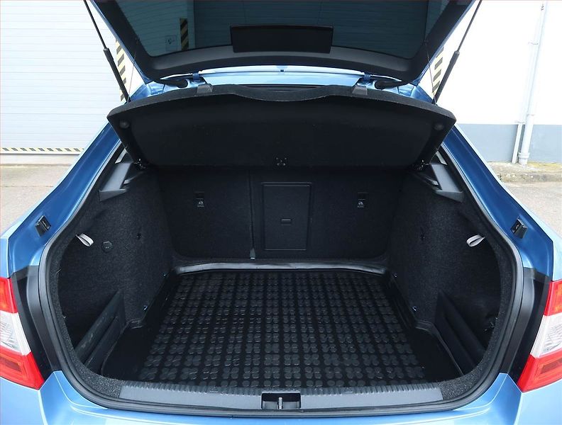 Ford Ranger (2017) Limited 2.2 TDCi - fotka 13 z 18