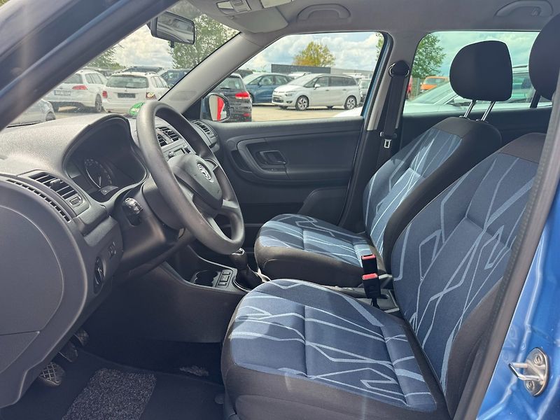Škoda Fabia (2013) STYLE 1,2 TSI 63 KW - fotka 9 z 35