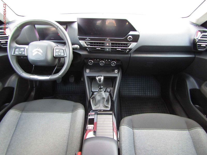 Citroën C4 (2021) 1.2 PT, ČR, servis.kniha, LED - fotka 8 z 22