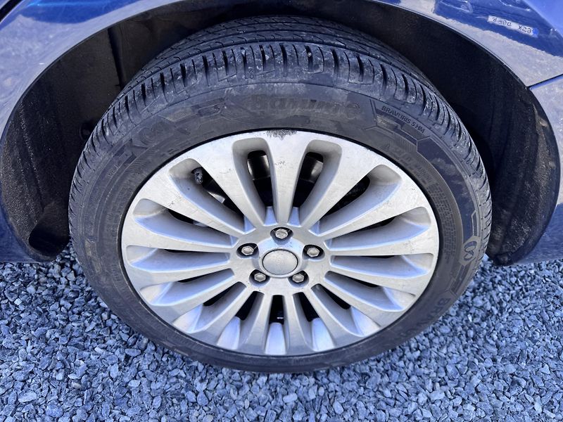 Ford Mondeo 2.0 TDCi, 103 kW, kombi - fotka 9 z 19