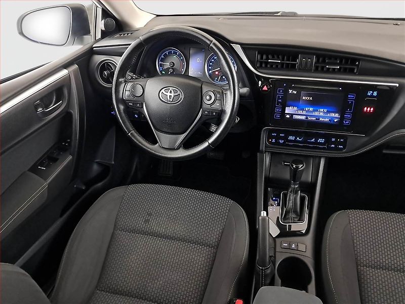 Toyota Corolla (2018) 1.6 Valvematic, Automat - fotka 7 z 17
