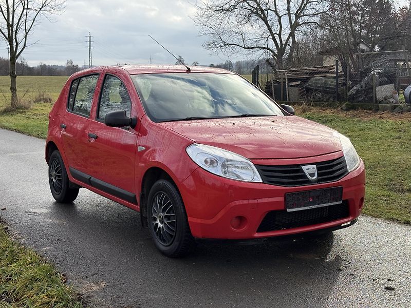 Dacia Sandero (2009) 1.2 16V 55kw - fotka 7 z 14