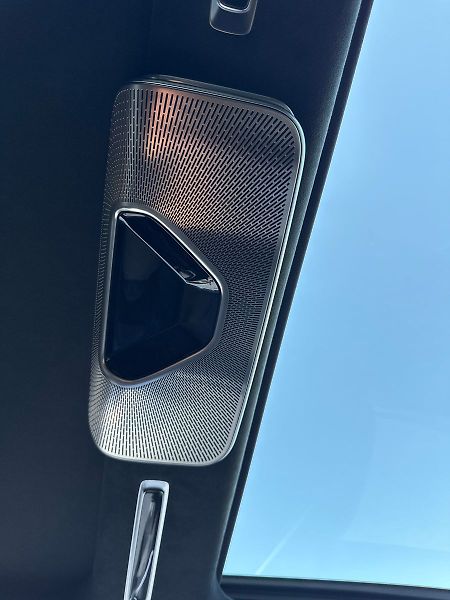 Mercedes-Benz Třídy S 400d 4MATIC - fotka 21 z 23