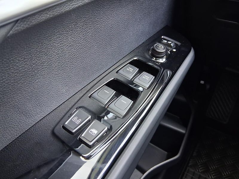 SsangYong Torres STYLE 1.5 T-GDI 120 kW - fotka 21 z 25