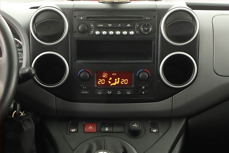 Citroën Berlingo (2016) XTR 1.6 HDi, 7Míst, ČR, 1Maj - fotka 10 z 14