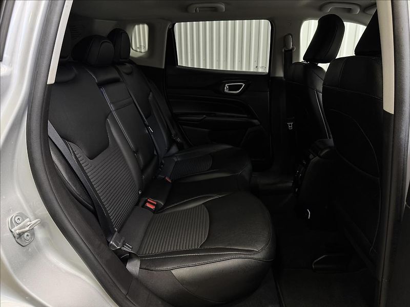 Jeep Compass 1.3 T4 4xE HYBRID LIMITED DPH - fotka 38 z 43