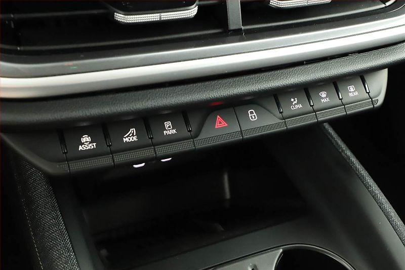 Škoda Elroq (2025) 50 (55 kWh), SoH 100% - fotka 16 z 23