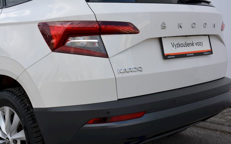 Škoda Karoq (2021) 1.0 TSI 81 kW Ambition - fotka 19 z 27