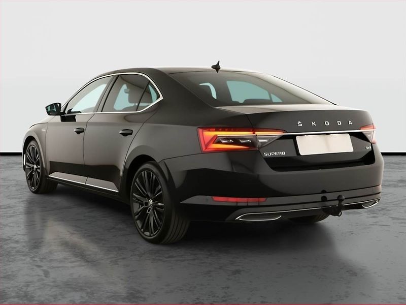 Škoda Superb (2023) Laurin&Klement 2.0 TDI - fotka 4 z 21