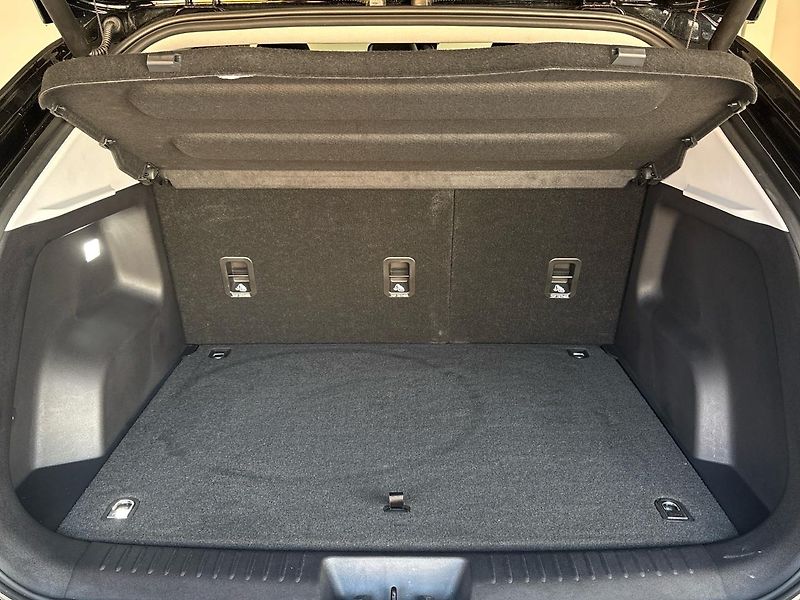 Omoda 5 (2025) 1.6 Premium 108 kW - fotka 9 z 49