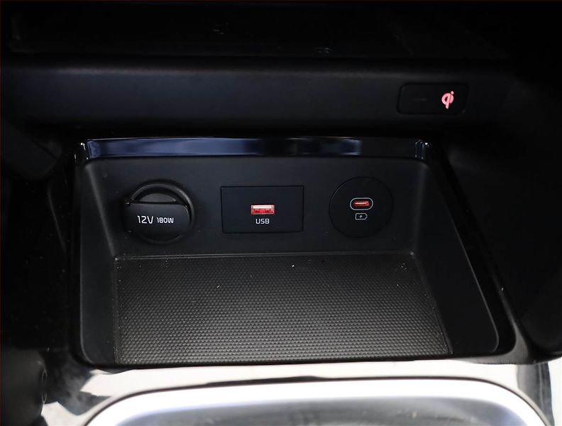Kia Ceed (2022) Top 1.5 T-GDI - fotka 15 z 21