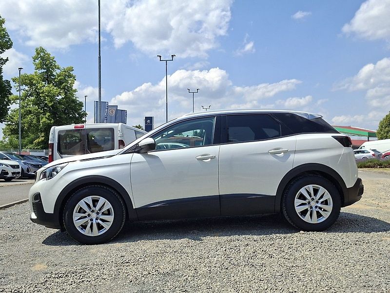 Peugeot 3008 ACTIVE 1,5 BHDI 130k M6 - fotka 4 z 24