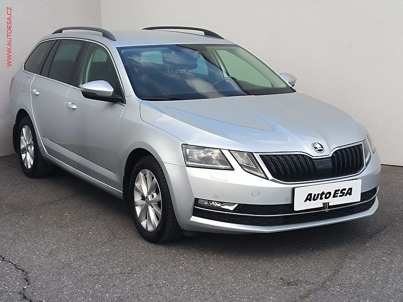 Škoda Octavia (2018) 1.6 TDi, 2.maj,ČR, Style - fotografie inzerátu