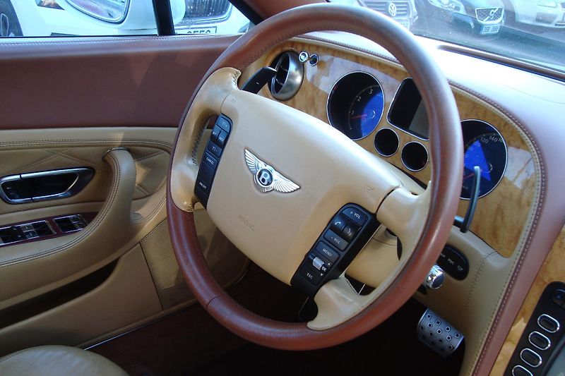 Bentley Continental GT (2007) 6.0W12,Diamond SERIES MULLINER - fotka 40 z 53