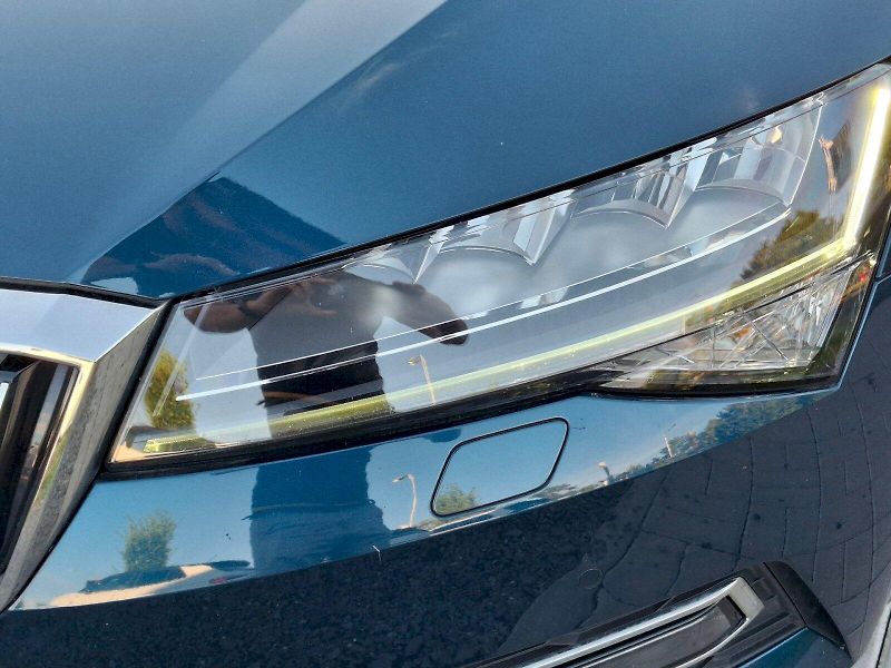 Škoda Superb (2023) Style DSG 1,5TSi 110kW - fotka 34 z 35