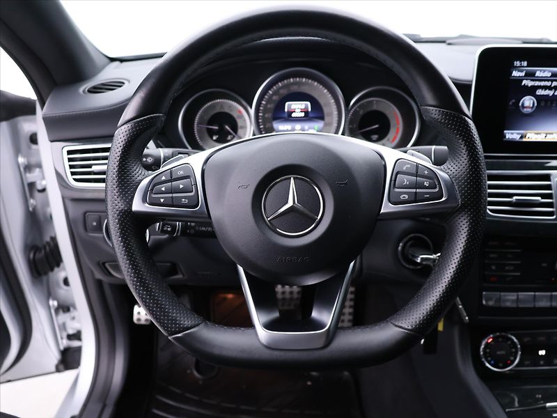 Mercedes-Benz CLS 3,0 350CDI 185kW AMG-Line 4M C - fotka 21 z 42