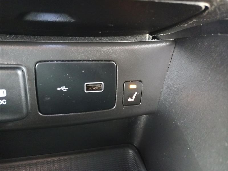 Fiat Tipo 1,6 MJT,KLIMA,NAVI,VÝHŘEV - fotka 45 z 45