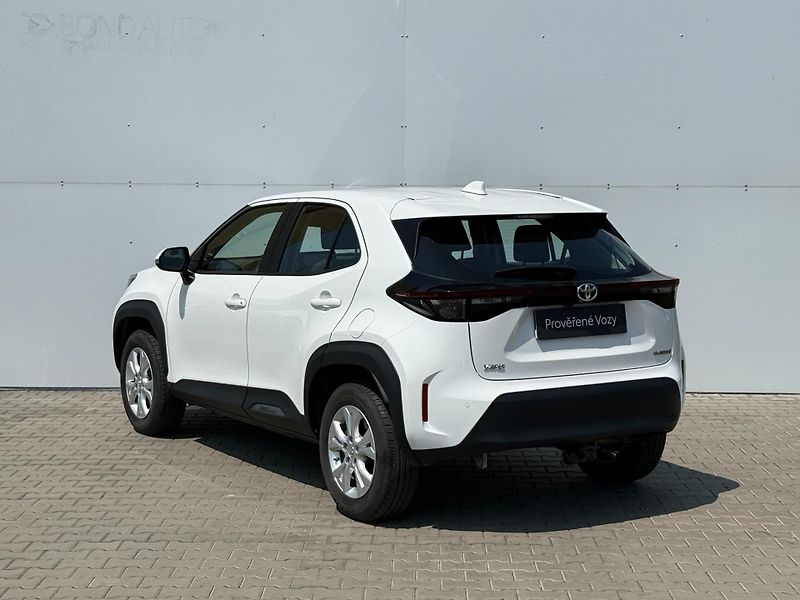 Toyota Yaris Cross 1.5 HSD e-CVT Comfort Tech - fotka 7 z 27