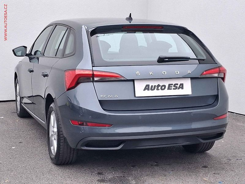 Škoda Scala (2020) 1.0 TSi, AC, park.čidla - fotka 6 z 17