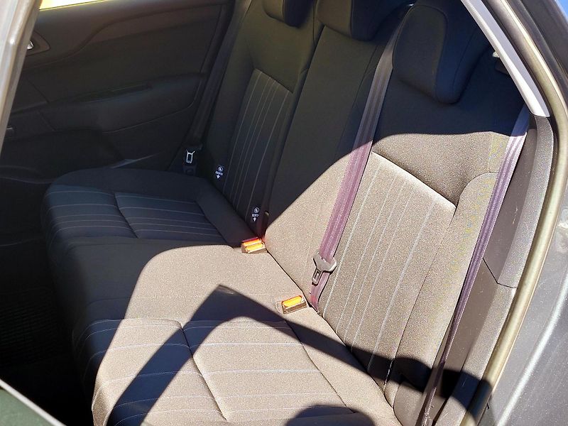Citroën C4 1,4 95k Furio *SERVIS.KNIHA*CZ - fotka 16 z 39