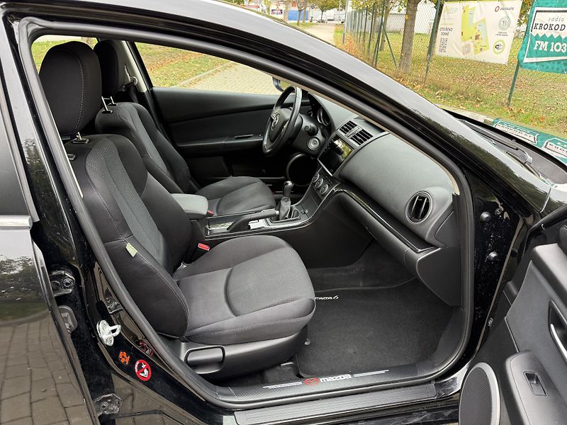Mazda 6 2.0 Exclusive - fotka 21 z 32