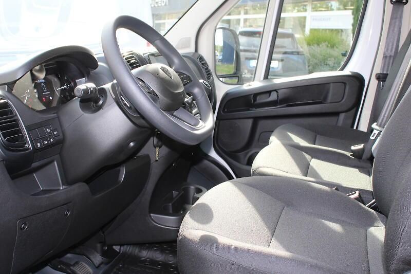 Peugeot Boxer (2026) Furgon 3000 L2H1 BlueHDi 120k - fotka 5 z 9