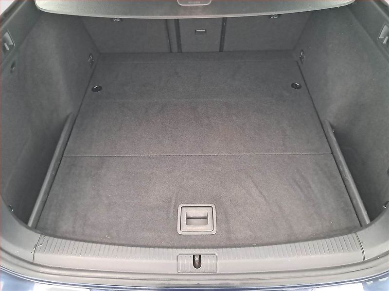 Volkswagen Golf (2013) 1.6 TDI, Tempomat - fotka 14 z 18
