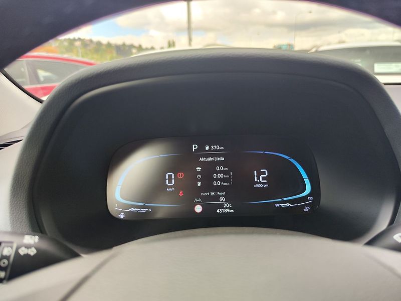 Hyundai i30 1.0 T-GDI/74kW Smart CLIMATE D - fotka 13 z 29