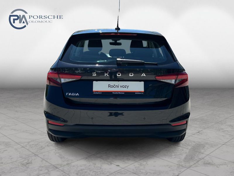 Škoda Fabia 1.0 MPi 59 kW SELECTION - fotka 7 z 27