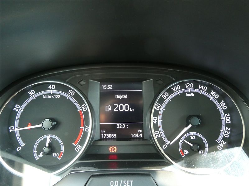 Škoda Fabia 1,0 TSi 70kW STYLE, po servise - fotka 35 z 41