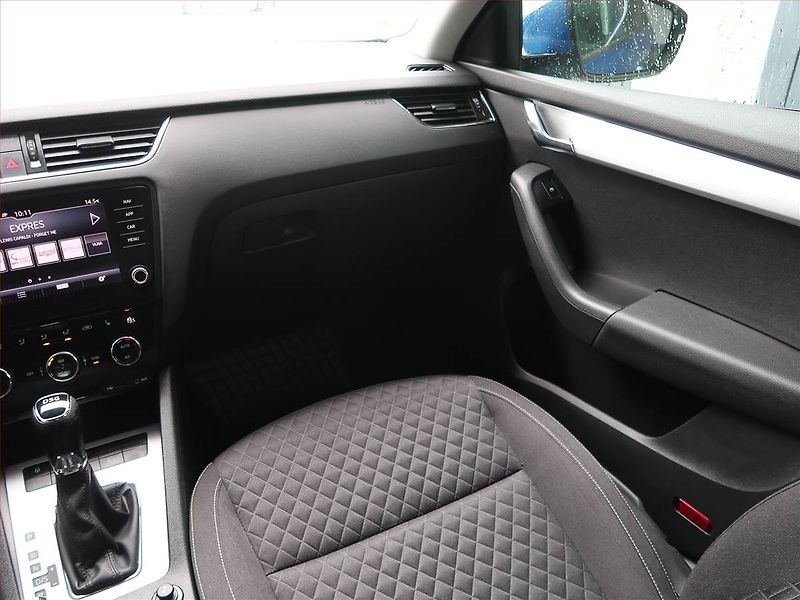 Škoda Octavia (2017) 2.0 TDI, Automat, Navi - fotka 8 z 19