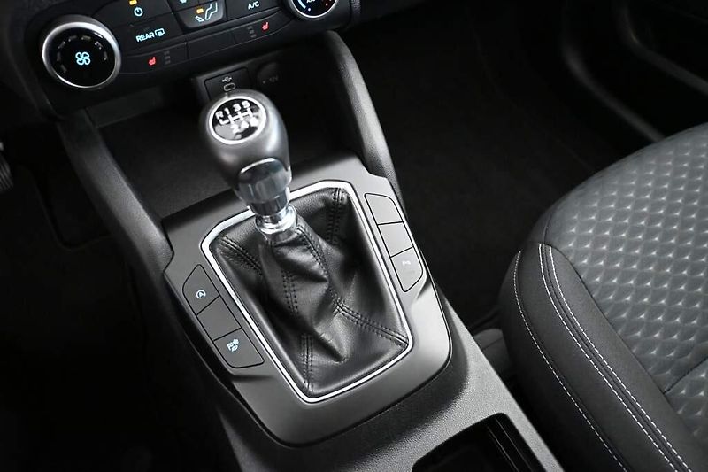 Ford Kuga (2024) 1.5 Cool  Connect ECOBOOST - fotka 21 z 27