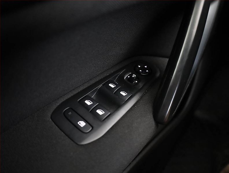 Peugeot 308 (2019) 1.2 PureTech, ČR,1.maj - fotka 14 z 16