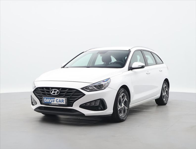 Hyundai i30 1,5 i Comfort Family CZ 2.Maj - fotka 3 z 31