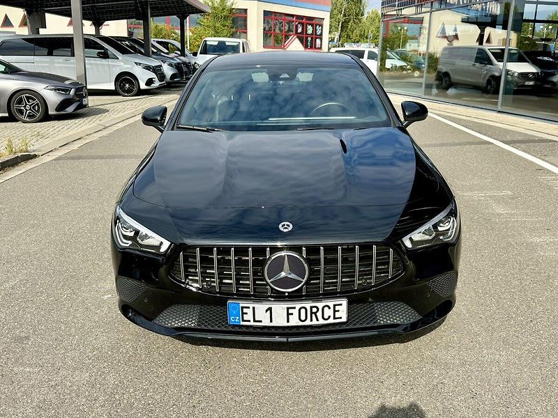 Mercedes-Benz CLA (2022) 250 e - fotka 3 z 38