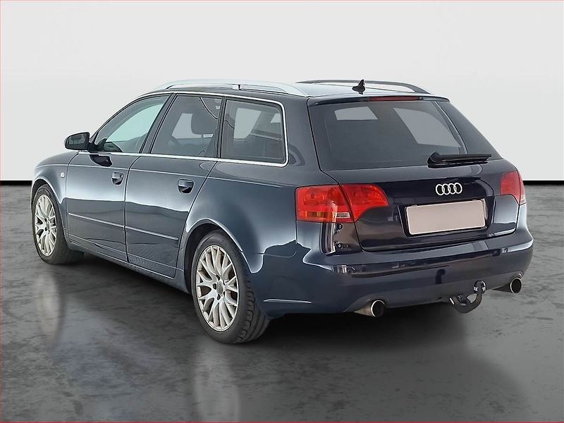 Audi A4 (2007) 2.7 TDI, Automat, rezervace - fotka 4 z 15