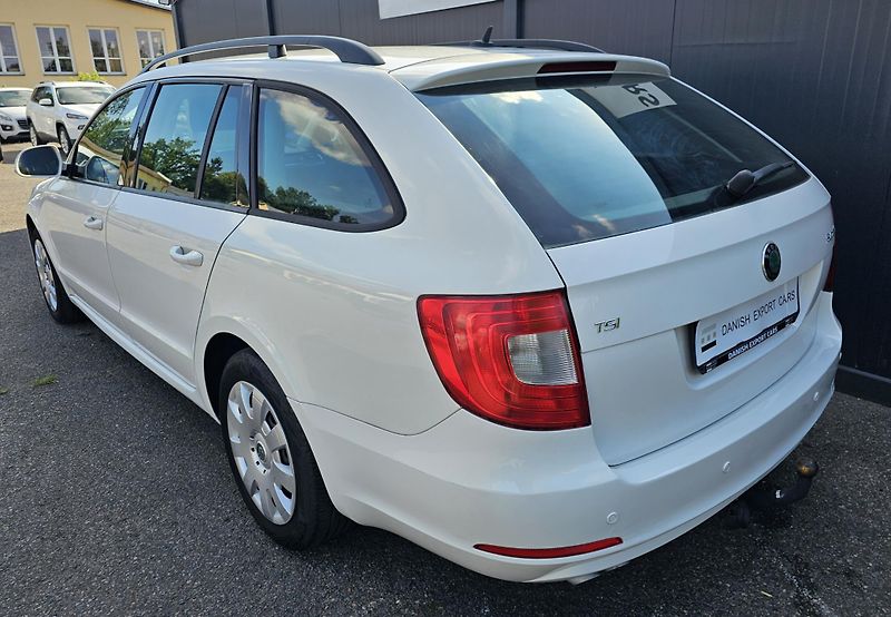 Škoda Superb 1.4 TSI 92 kW,TAŽNÉ,SERVISKA - fotka 14 z 50