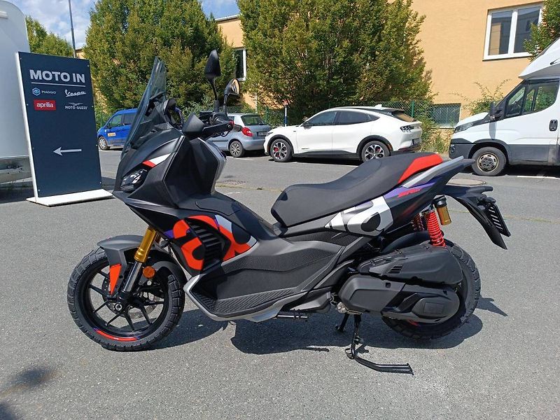 Aprilia (2026) SR GT 400 Rally Replica - fotka 5 z 13