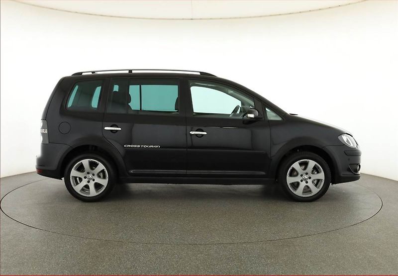 Volkswagen Touran (2007) Cross 2.0 TDI, Tempomat - fotka 6 z 18
